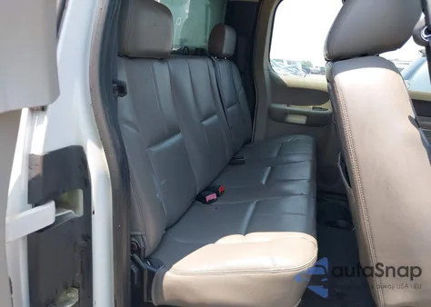 2011 Chevrolet Silverado 1500 Work Truck z USA, uszkodzony, nr VIN 1GCRCPEX4BZ269324